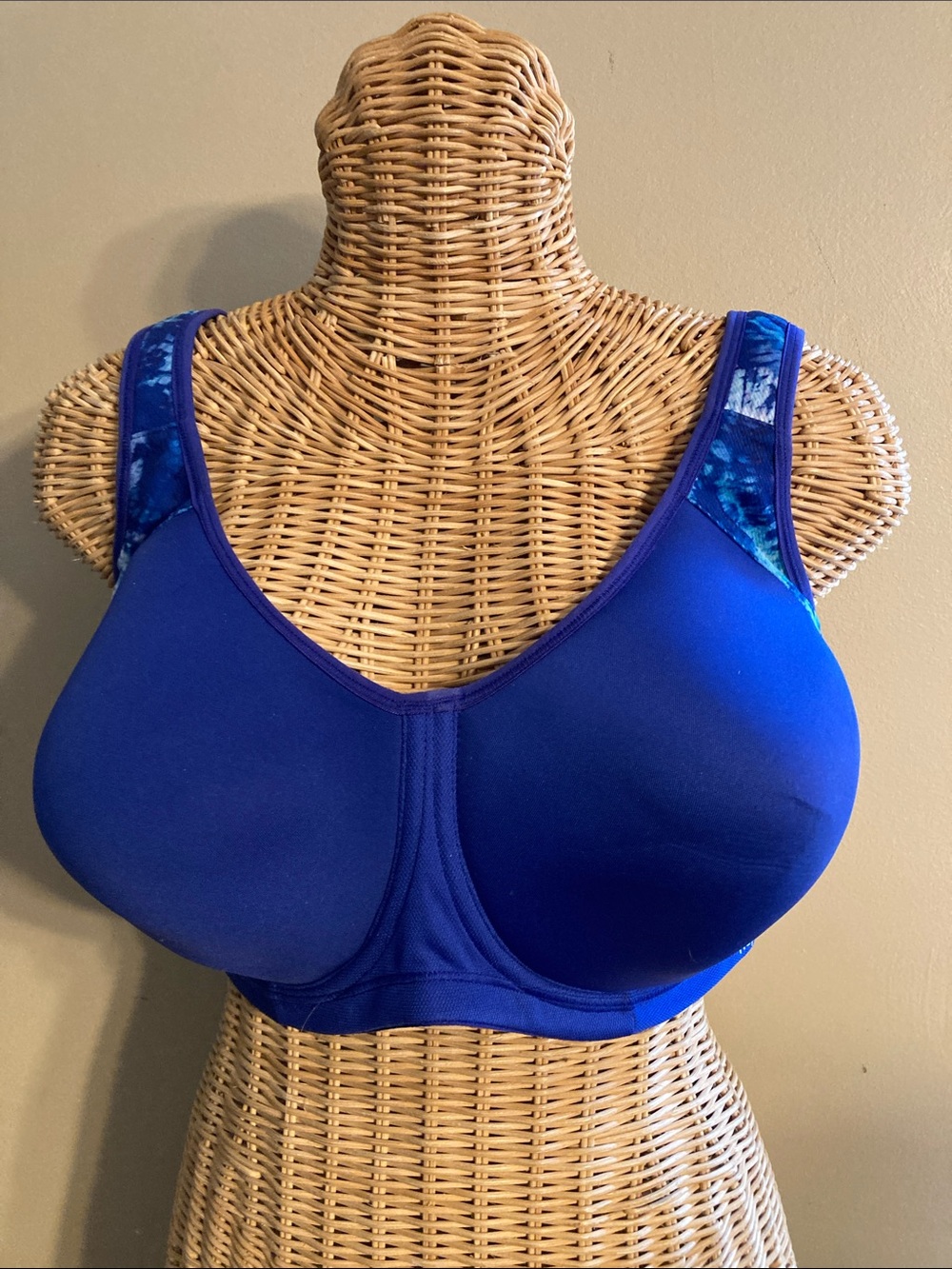 Freya Deep Blue Wireless Full Coverage Sports Bra